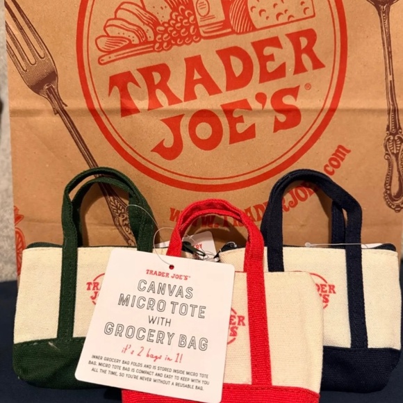 Limited Tim Trader Joe’s Macro Cavas Totes - Picture 4 of 4